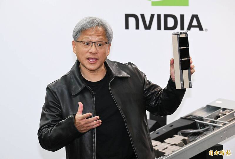 www.haiwaiwai.com英伟达推出”中国特供版” GPU,中美技术战中的分庭抗礼之举